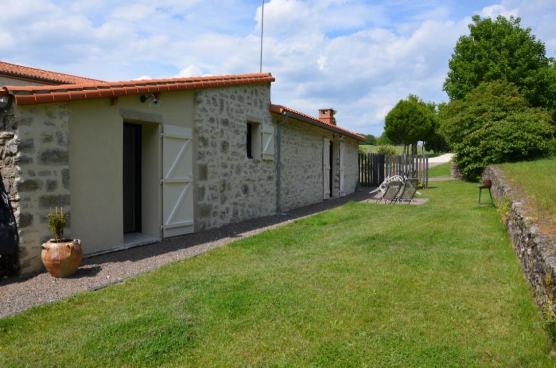 Villa La Remise 4 étoiles à Saint-Hilaire-de-Mortagne Extérieur photo