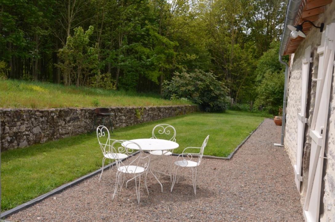 Villa La Remise 4 étoiles à Saint-Hilaire-de-Mortagne Extérieur photo